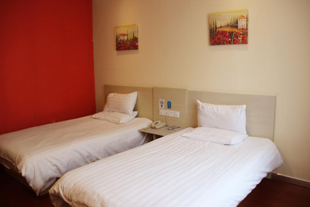 Hanting Express Shanghai Shang Nan Room photo